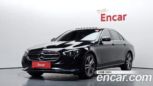 Mercedes-Benz E-Class 2021 — Фото 1/20