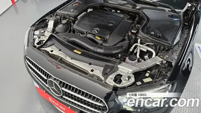 Mercedes-Benz E-Class 2021 — Фото 6/20