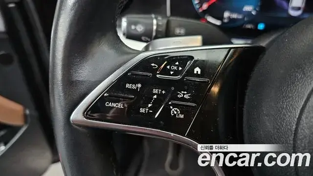 Mercedes-Benz E-Class 2021 — Фото 16/20