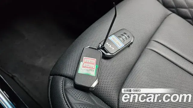 Kia Sorento 2023 — Фото 15/20