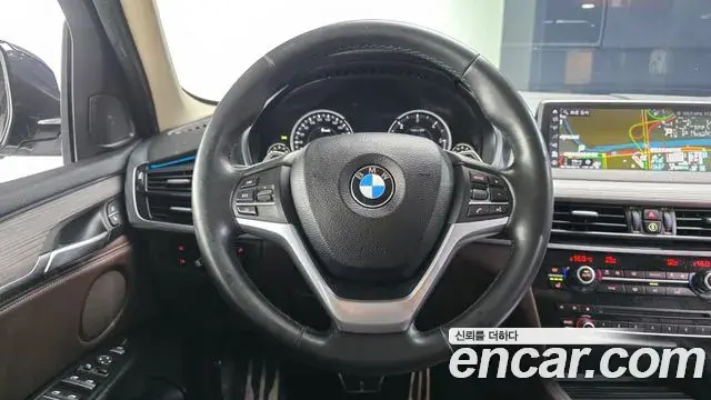 BMW X5 2018 — Фото 13/20
