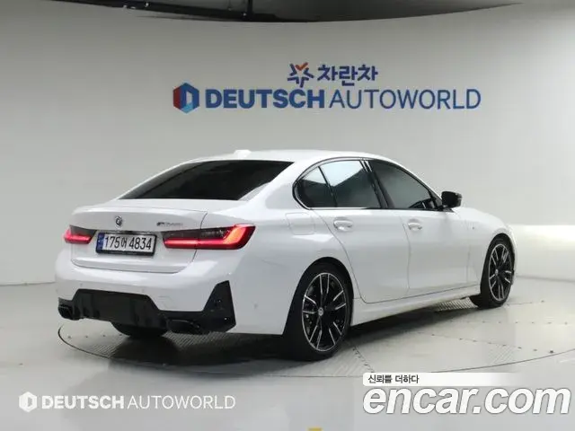 BMW 3 Series 2022 — Фото 1/20