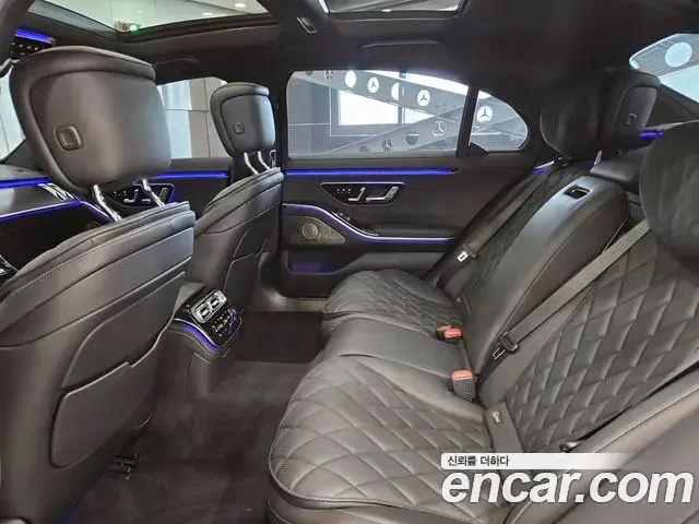 Mercedes-Benz S-Class 2023 — Фото 14/17