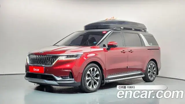 Kia Carnival 2021 — Фото 1/20