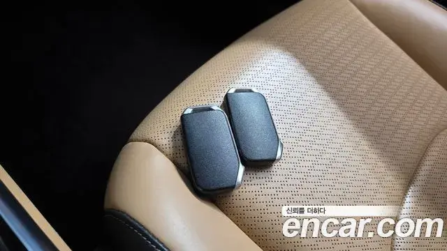 Kia Carnival 2021 — Фото 15/20