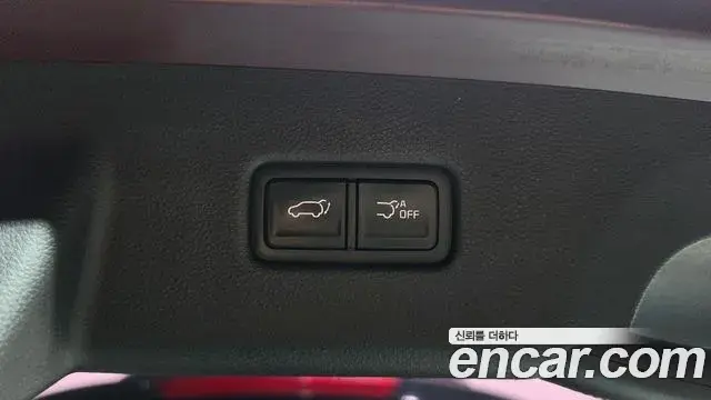 Kia Carnival 2021 — Фото 17/20