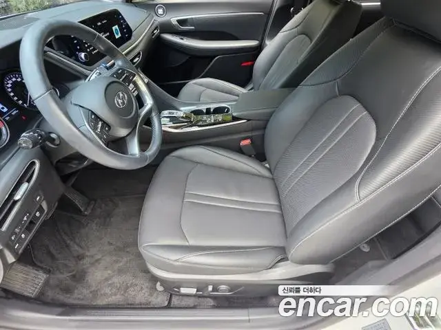 Hyundai Sonata 2020 — Фото 9/20