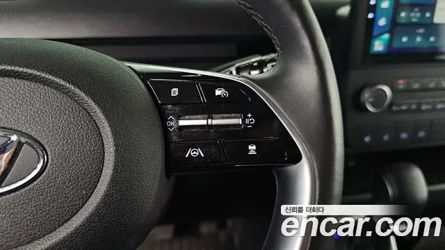 Hyundai Staria 2023 — Photo 17/20