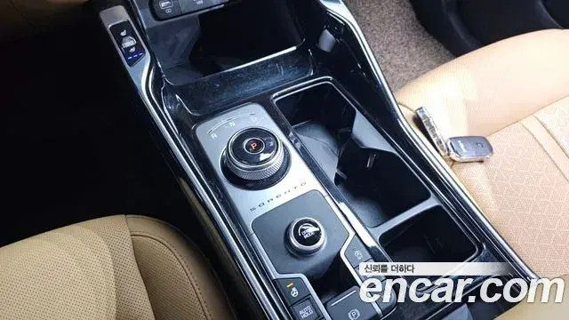 Kia Sorento 2021 — Photo 9/20
