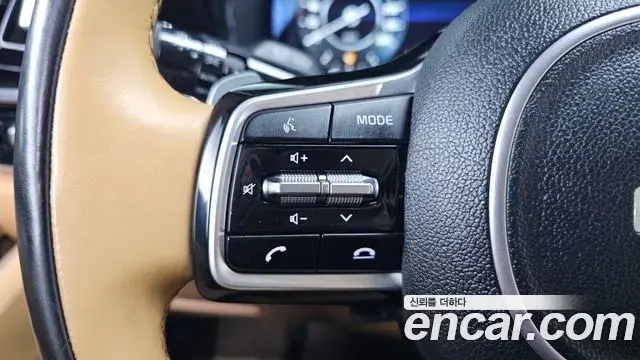 Kia Sorento 2021 — Photo 17/20