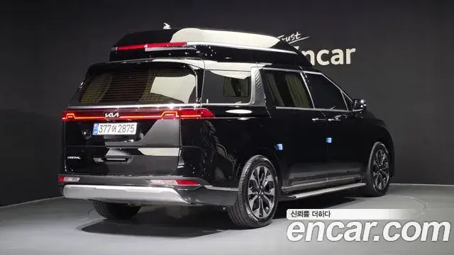Kia Carnival 2022 — Фото 2/20