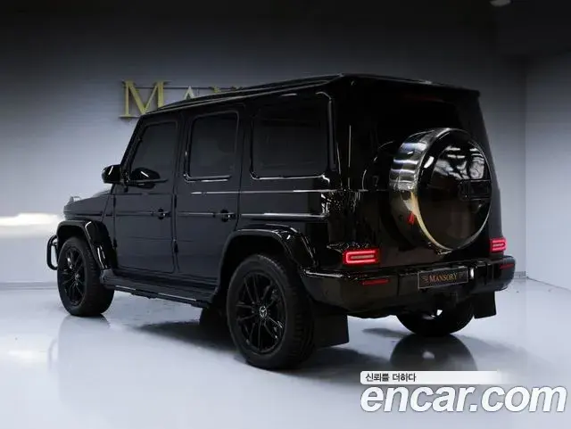 Mercedes-Benz G-Class 2023 — ფოტო 17/20