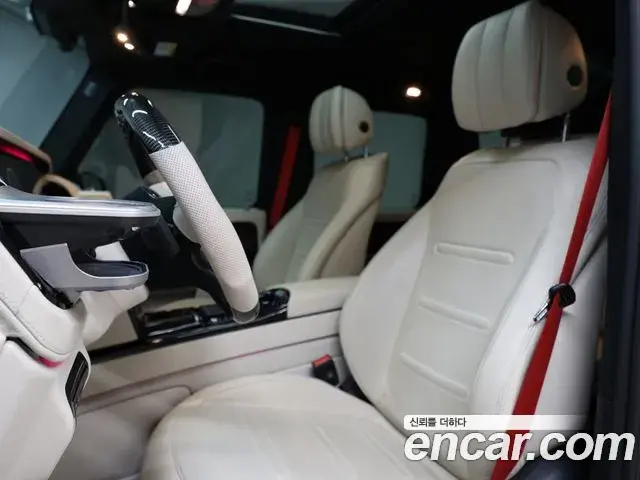 Mercedes-Benz G-Class 2023 — ფოტო 18/20