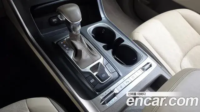 Kia Carnival 2020 — Photo 9/20