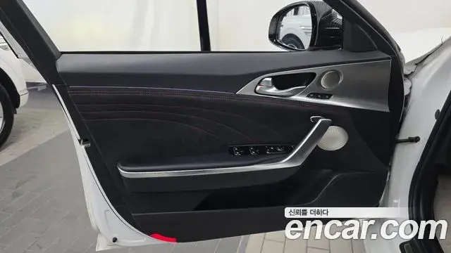 Kia Stinger Meister 2020 — Photo 25/34