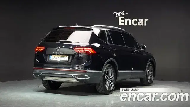 Volkswagen Tiguan Allspace 2022 — ფოტო 2/20