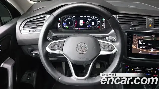 Volkswagen Tiguan Allspace 2022 — ფოტო 15/20