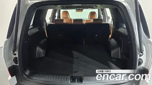 Hyundai Santa Fe 2024 — Photo 16/20