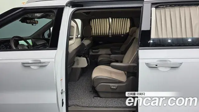 Kia Carnival 2022 — Фото 11/20