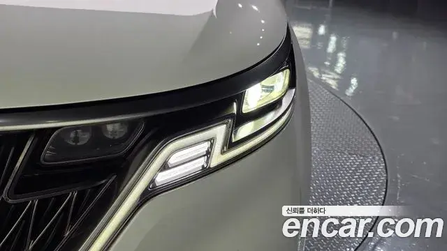 Kia Carnival 2022 — Şəkil 25/35