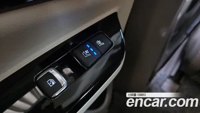 Kia Carnival 2022 — Şəkil 15/35