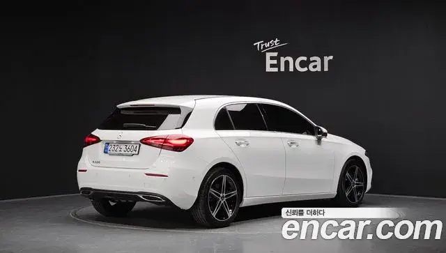 Mercedes-Benz A-Class 2024 — Фото 2/20