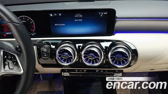Mercedes-Benz A-Class 2024 — Фото 14/20