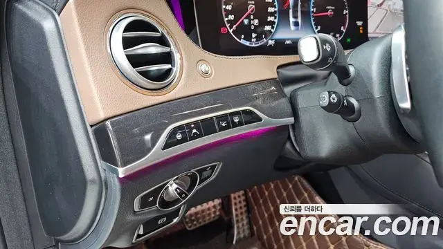 Mercedes-Benz S-Class 2020 — Фото 19/20