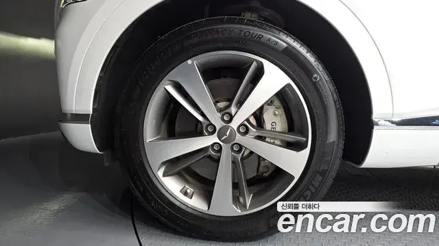 Genesis GV80 2021 — Photo 4/20