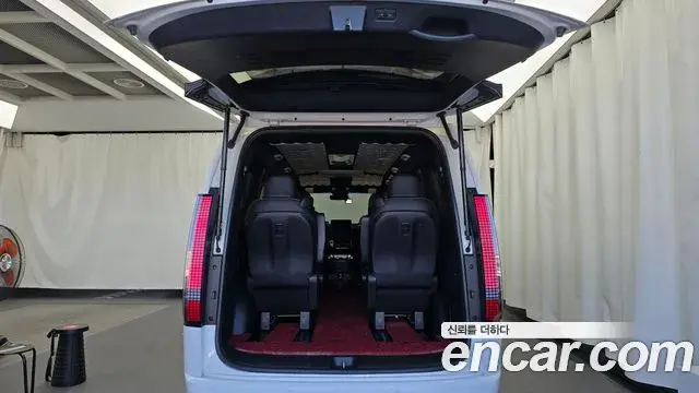 Hyundai Staria 2022 — Фото 20/20