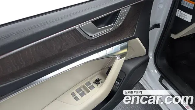 Audi A6 2023 — Фото 16/20