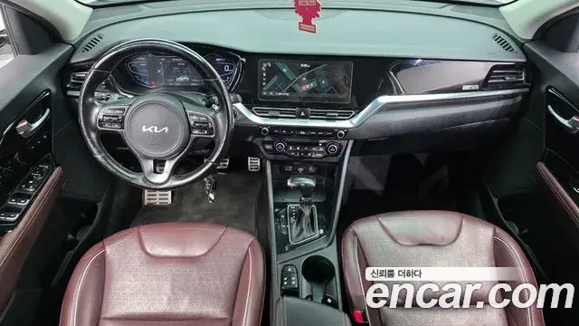 Kia Niro 2021 — Фото 7/20
