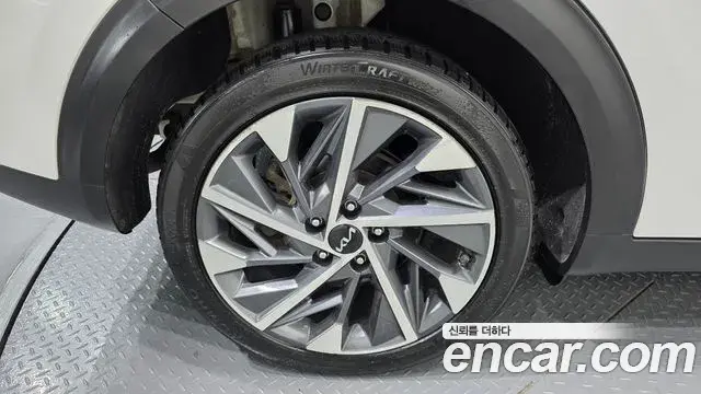 Kia Niro 2021 — Photo 31/32