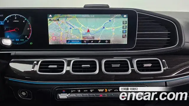 Mercedes-Benz GLE-Class 2022 — Фото 15/20