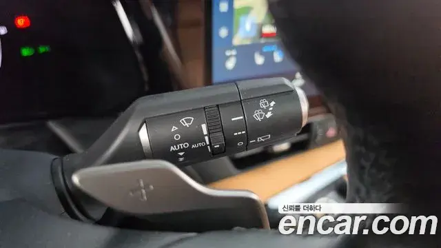 Lexus NX350h 2023 — Photo 16/34