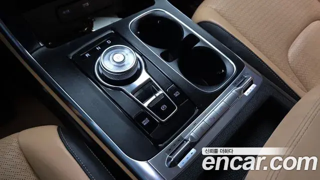 Kia Carnival 2023 — Фото 9/20
