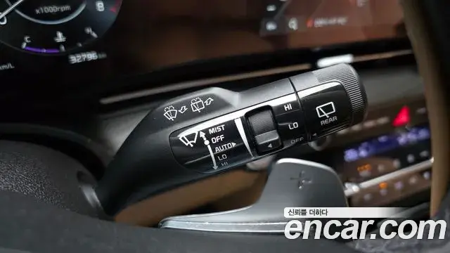 Kia Carnival 2023 — Фото 20/20