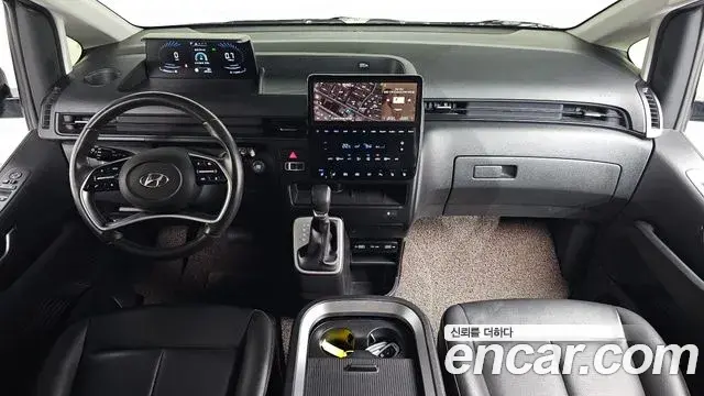 Hyundai Staria 2021 — Фото 7/20