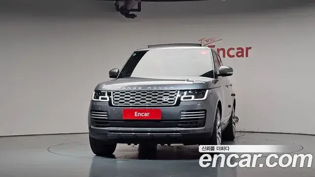 Land Rover Range Rover 2020 — ფოტო 12/44