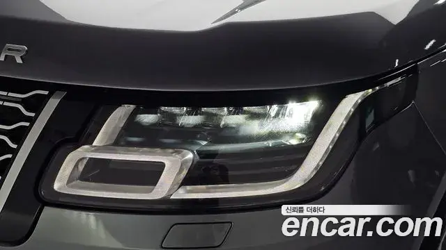 Land Rover Range Rover 2020 — ფოტო 7/44