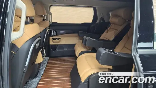 Kia Carnival 2021 — Фото 12/20