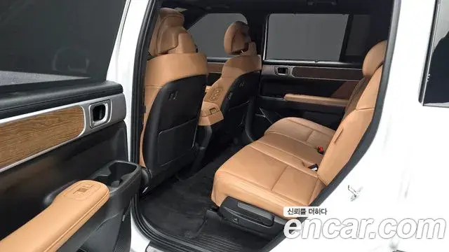 Hyundai Santa Fe 2024 — Фото 11/20