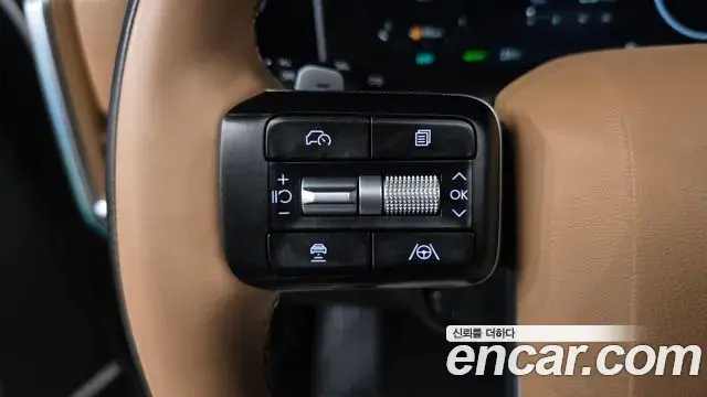 Hyundai Santa Fe 2024 — Фото 15/20