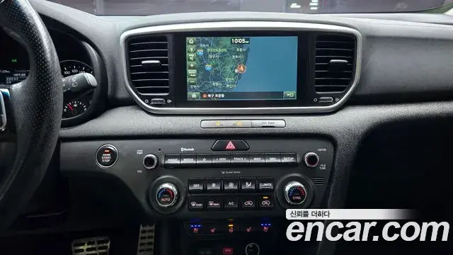 Kia Sportage The Bold 2018 — Фото 14/20