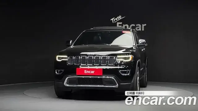 Jeep Grand Cherokee 2021 — Photo 3/20
