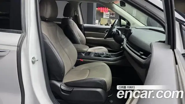 Kia Carnival 2024 — Photo 11/20