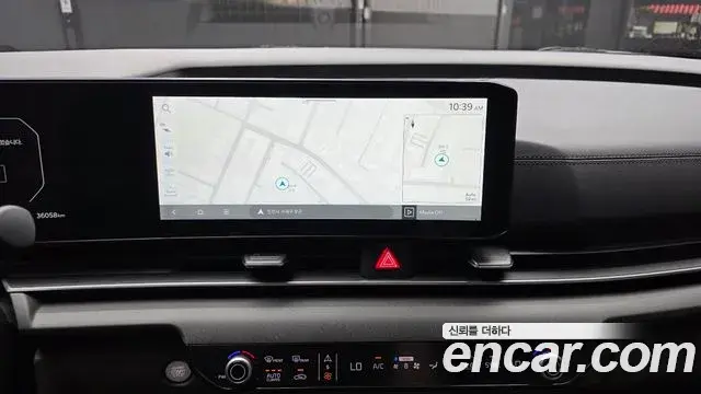 Kia Carnival 2024 — Photo 14/20