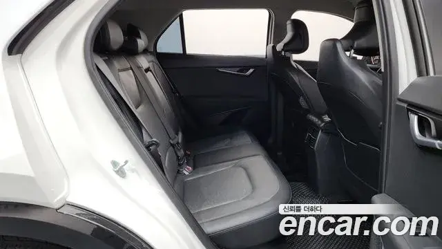 Kia Niro 2022 — Фото 11/20