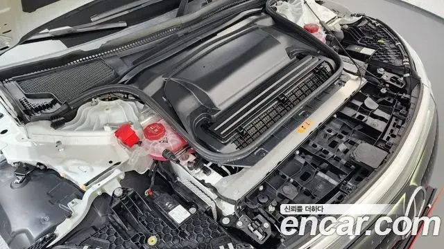 Mercedes-Benz EQS 2023 — Photo 12/34