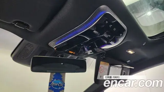 Mercedes-Benz EQS 2023 — Photo 10/34